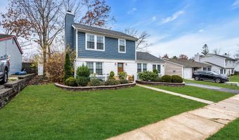 5 Sloop Ct, Barnegat, NJ 08005