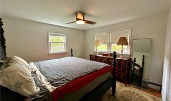 19 Terrace Dr, East Greenwich, RI 02818