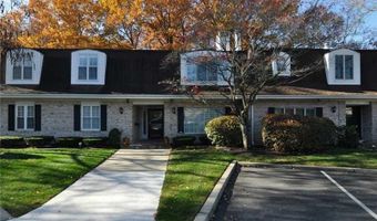 77 HOFFMAN Ave C, Cranston, RI 02920