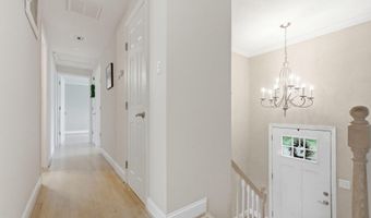 7021 BEDROCK Rd, Alexandria, VA 22306