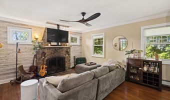 26 Mountainside Ave, Atlantic Highlands, NJ 07716