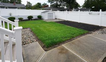 644 Berkeley Ave, Beachwood, NJ 08722