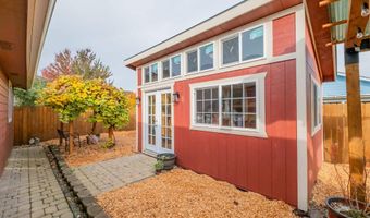 4009 NE Somerset Dr, Albany, OR 97322