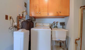 3389 Beaumont Ave, Ann Arbor, MI 48105