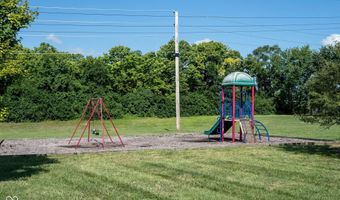 1738 Sonesta Way, Indianapolis, IN 46217