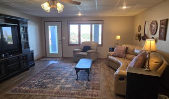 19417 S 5th Dr, Beatrice, NE 68310