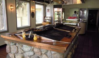 1071 32nd St, Allegan, MI 49010