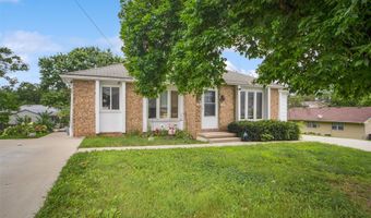 130 E Mckinley Ave, Des Moines, IA 50315