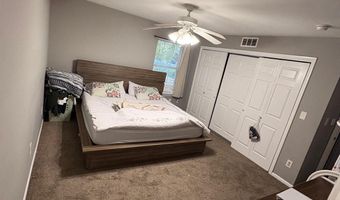 20 H Oyster Bay Rd H, Absecon, NJ 08201