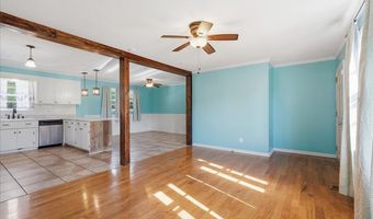 701 Alberta Ave, Boiling Springs, SC 29316