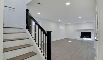 2016 SPRING GROVE Dr, Accokeek, MD 20607