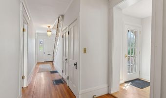 11 Linden St, Bath, ME 04530