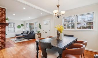 941 N MCKINLEY Rd, Arlington, VA 22205