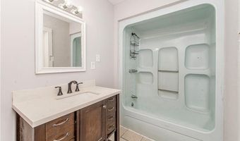 1649 FRONT St, Bogalusa, LA 70427