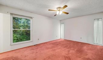 1115 Dutch Mill Dr, Ballwin, MO 63011