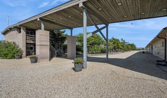 2136 Montauk Hwy 112, Amagansett, NY 11930
