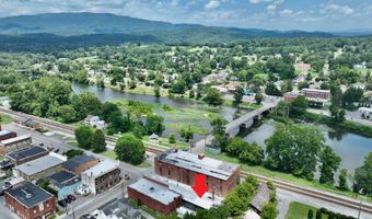 342 S Monroe St, Alderson, WV 24910