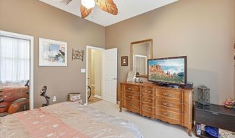 8 Meadowbrook Aly, Barnegat, NJ 08005