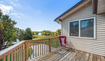 2416 Cherokee Dr, Bean Station, TN 37708