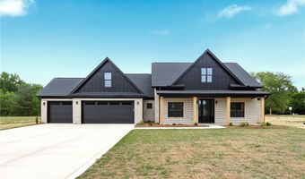 32 Creek Stone Ln, Autryville, NC 28318
