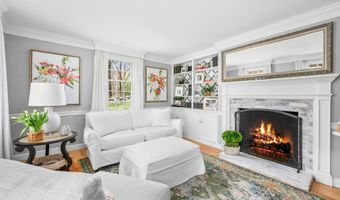79 Sturgis Ln, Barnstable, MA 02630