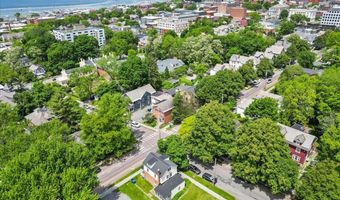 272 S Winooski Ave, Burlington, VT 05401