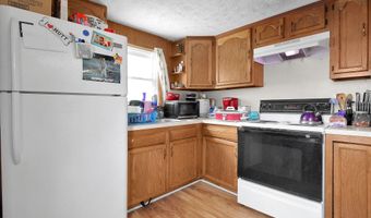 16 Plum St, Ashville, OH 43103