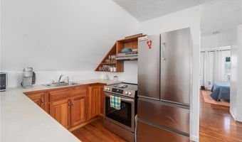 183 Wood St 3, Bristol, RI 02809