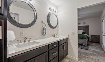 2101 W BOSTON St, Chandler, AZ 85224