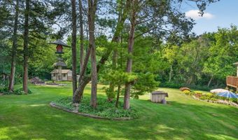 11923 Devonshire St, Algonquin, IL 60102