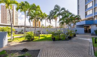 3045 Ala Napuaa Pl 311, Honolulu, HI 96818
