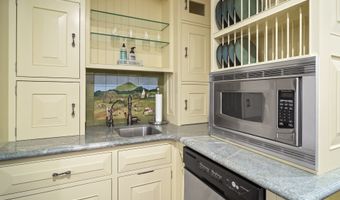 3721 SISKIYOU Hwy, Ashland, OR 97520