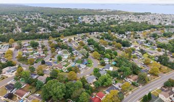 23 Pomona Dr, Barnegat, NJ 08005