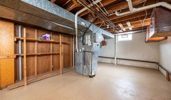 364 Mowbray Rd, Akron, OH 44333