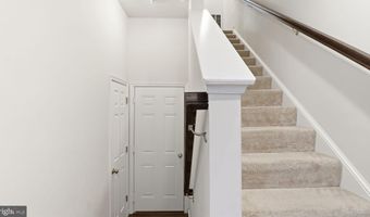 12710 RUSTIC ROCK Ln, Beltsville, MD 20705