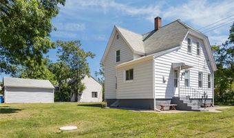 9 Gardner Ave, Cranston, RI 02910