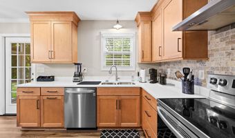 229 BRENTWOOD Dr, Alabaster, AL 35007