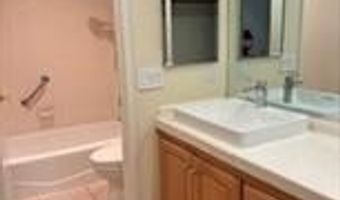 915 S Ridgecrest Cir, Anaheim, CA 92807