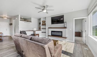 2106 Ammann Dr, Adel, IA 50003