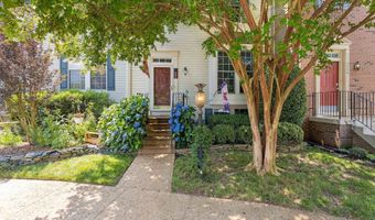 7716 EFFINGHAM Sq, Alexandria, VA 22315