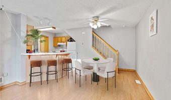 8475 Corcoran Path 9, Inver Grove Heights, MN 55076