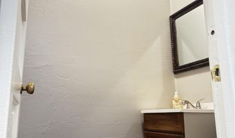 412 W Main St, Artesia, NM 88210
