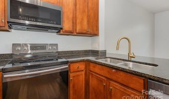 3271 Noda Blvd, Charlotte, NC 28205
