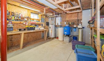 1129 Meadowdale Rd, Altamont, NY 12009