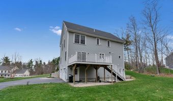58 Village Place Dr, Barrington, NH 03825