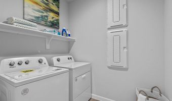 312 LOGAN St, Keene, TX 76059
