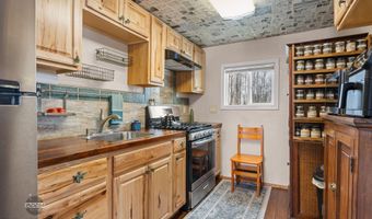 13839 W Lotus Dr, Big Lake, AK 99652