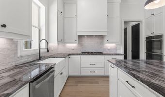 742 Freedom Ridge Ln, Brandon, MS 39047