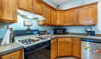 50 S Pond Dr, Coventry, RI 02816