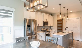 210 31st St SE, Altoona, IA 50009